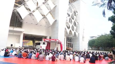Kolaborasi PC LDII Cikarang Timur dan PC LDII Cikarang Pusat: Laksanakan Solat Idul Adha 1445H di Stadion Terbesar Kabupaten Bekasi.